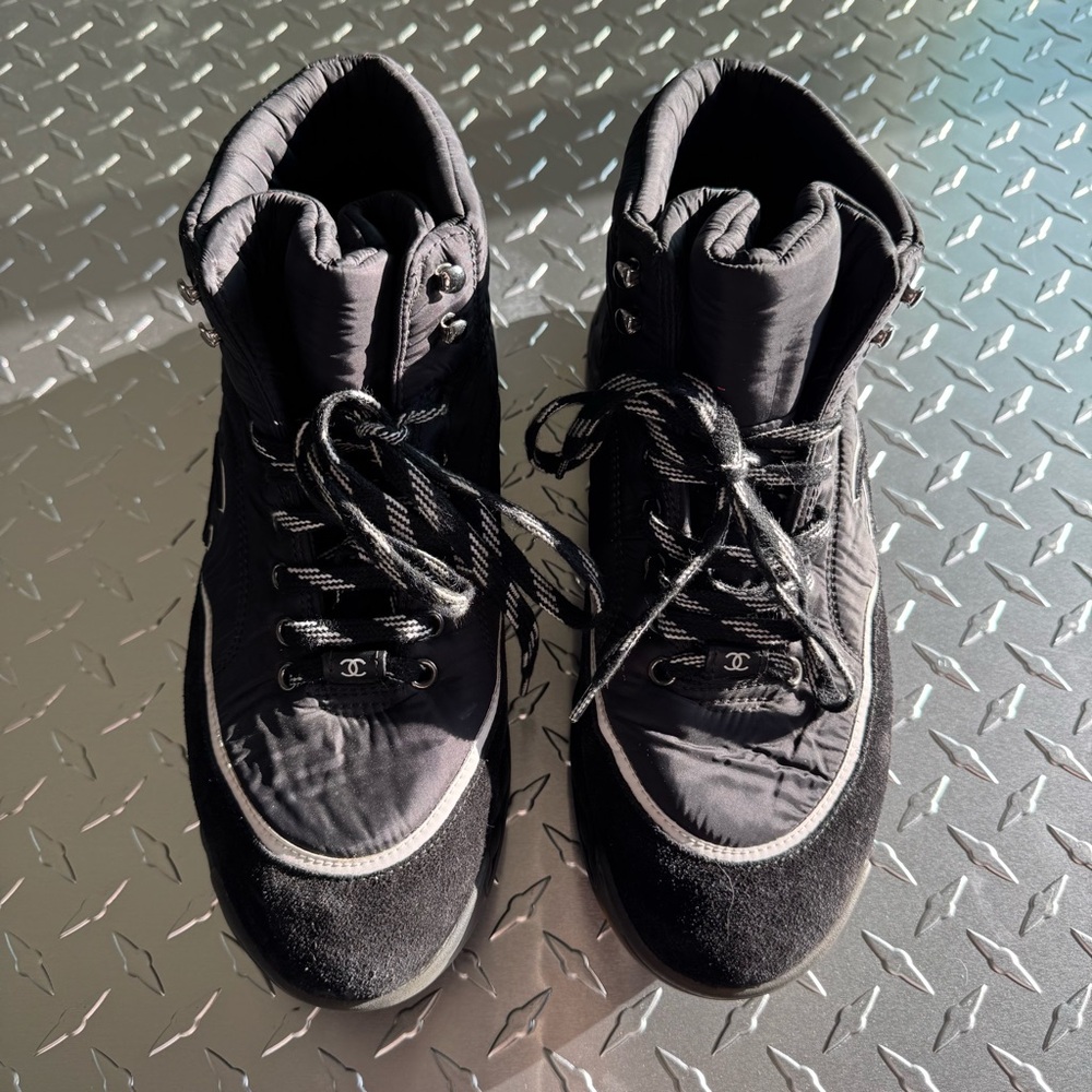 Chanel Logo Hiking Nylon/Suede High Top Sneaker in Black 43 - Picture 3 of 6